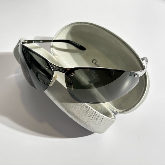 Dior Accessories - Dior Vintage Y2K Faster 6LBY0 Wrap Sunglasses